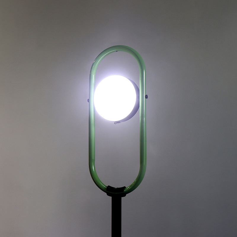 USB Direct Charging Outdoor Floor-Standing Ring Atmosphere Light