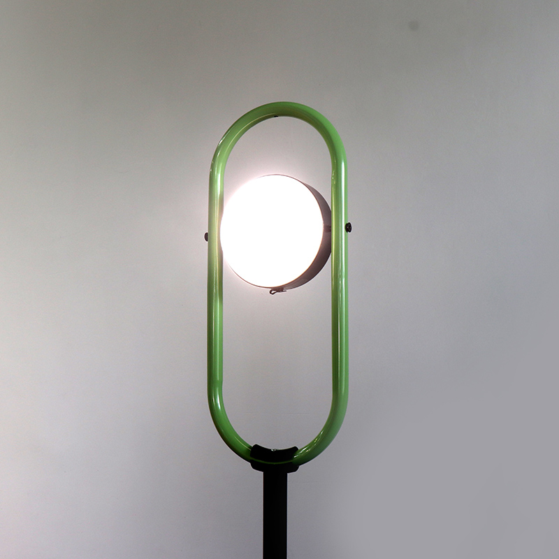 USB Direct Charging Outdoor Floor-Standing Ring Atmosphere Light